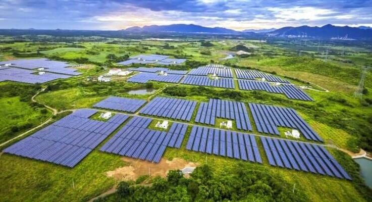 cost of solar farm per arce